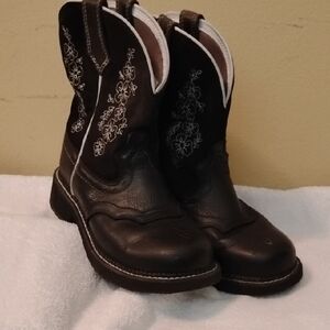 Brown Embroidered Cowboy Boots